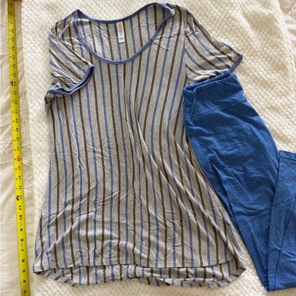 Lula Roe Striped Gray and Blue Top with Blue leggings L